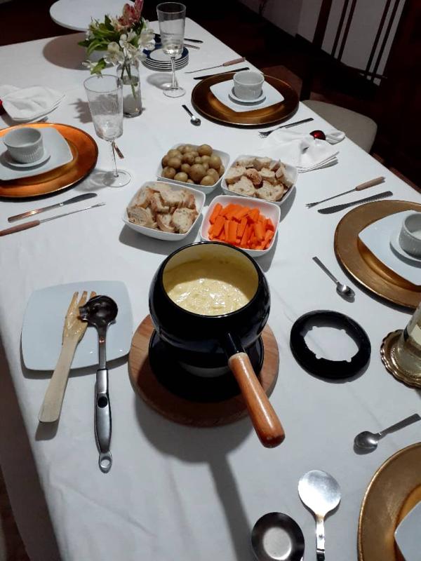 Fondue de queso ¡Muy fácil, PASO A PASO y lista en 15 minutos!