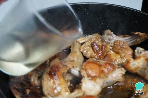 Receta de Conejo al ajillo de la abuela - Paso 4
