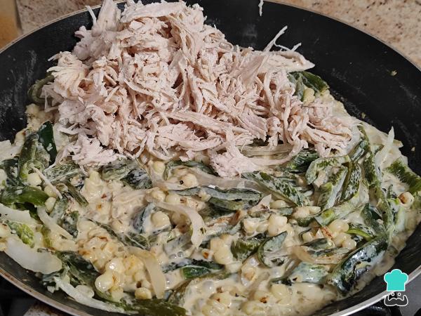 Receta de Pollo con rajas poblanas - Paso 6