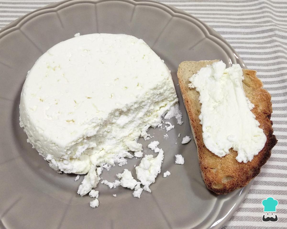 Receta de Requesón casero fácil