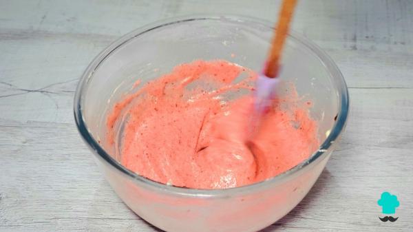 Receta de Crumble Cookies red velvet: las galletas estilo New York, crujientes por fuera y con un corazón cremoso irresistible - Paso 2