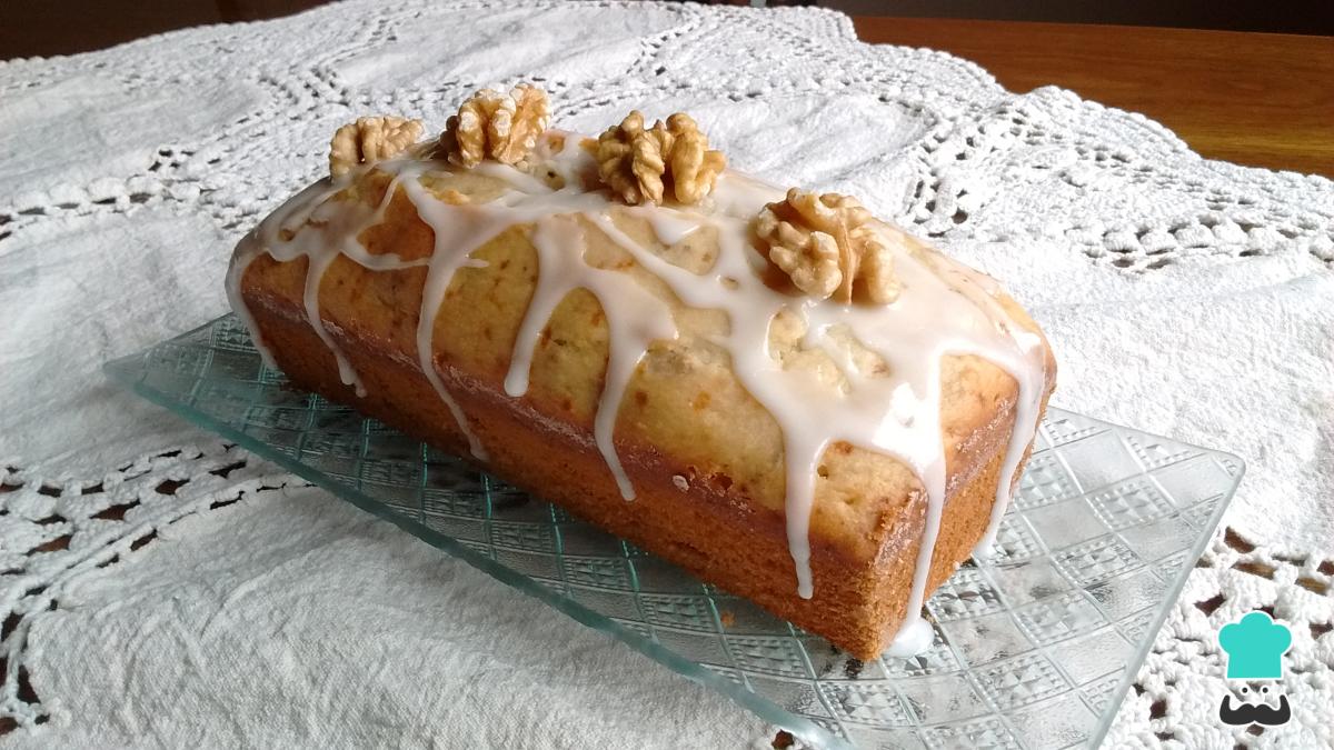 Receta de Bizcocho de nueces y yogur