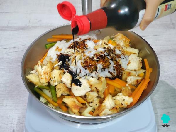 Receta de Pad thai de pollo y verduras: así puedes preparar en casa el famoso plato tailandés de forma fácil - Paso 10