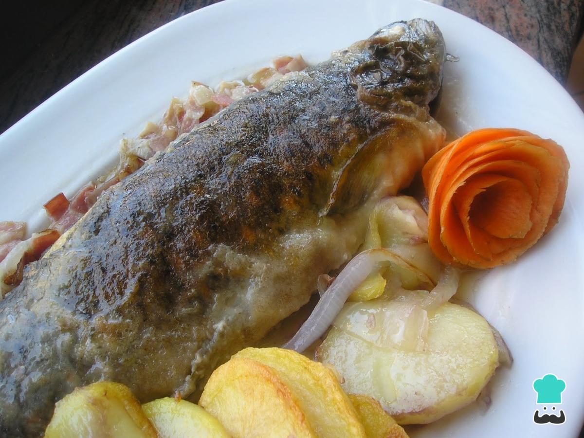 Receta de Trucha al horno con vino tinto