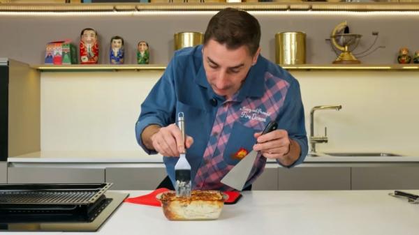 Jordi Roca, chef: "Este gratín de patata cremoso se prepara con solo 3 ingredientes, una receta que está buenísima y es súper resultona"