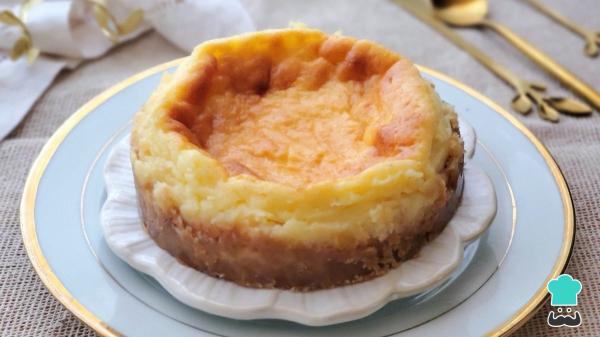 Receta de La tarta de queso para 2 más cremosa y deliciosa que probarás (fácil y rápida)