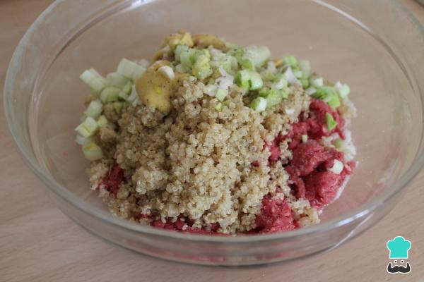 Receta de Hamburguesa de quinoa con carne - Paso 4