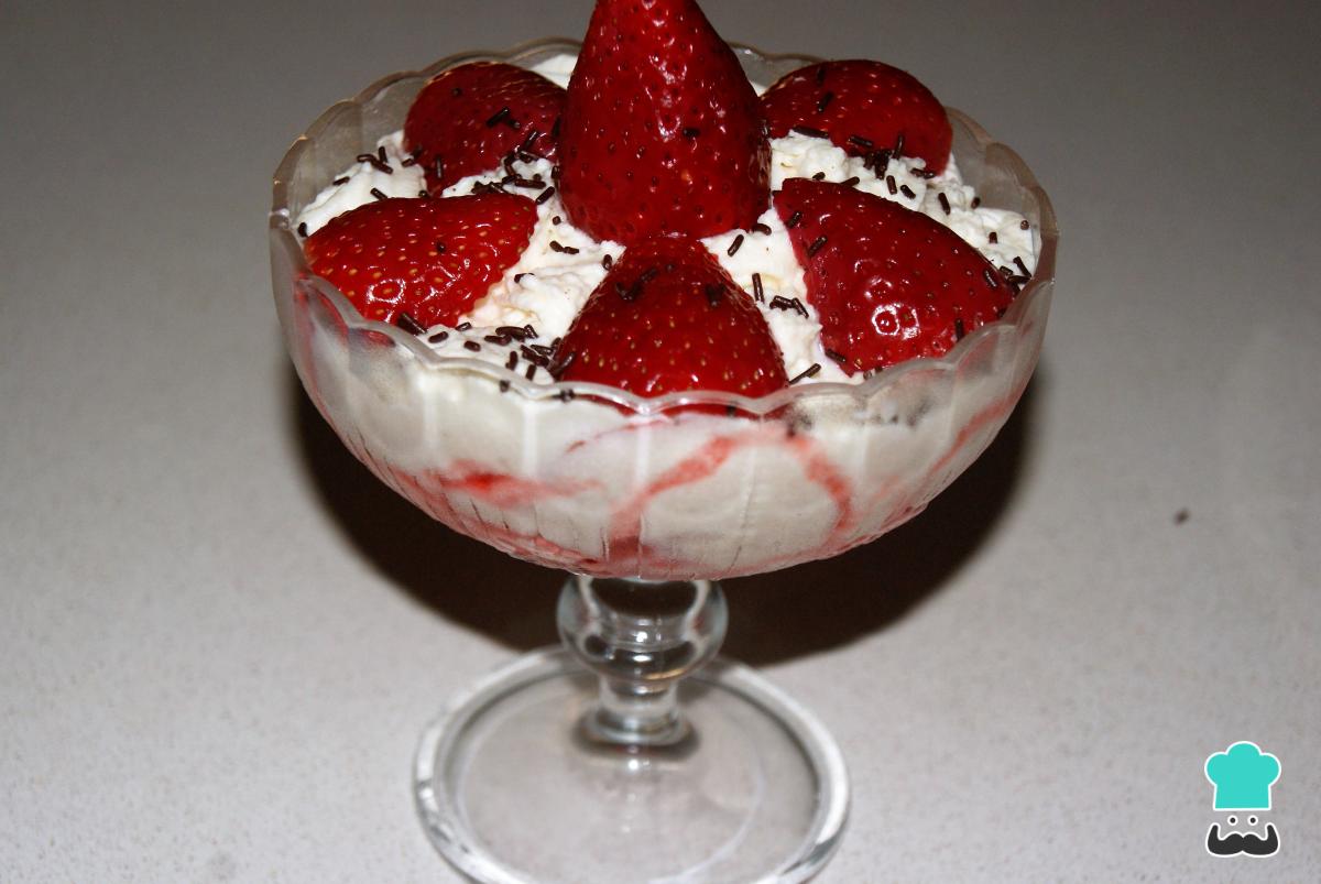 Receta de Fresas con nata casera