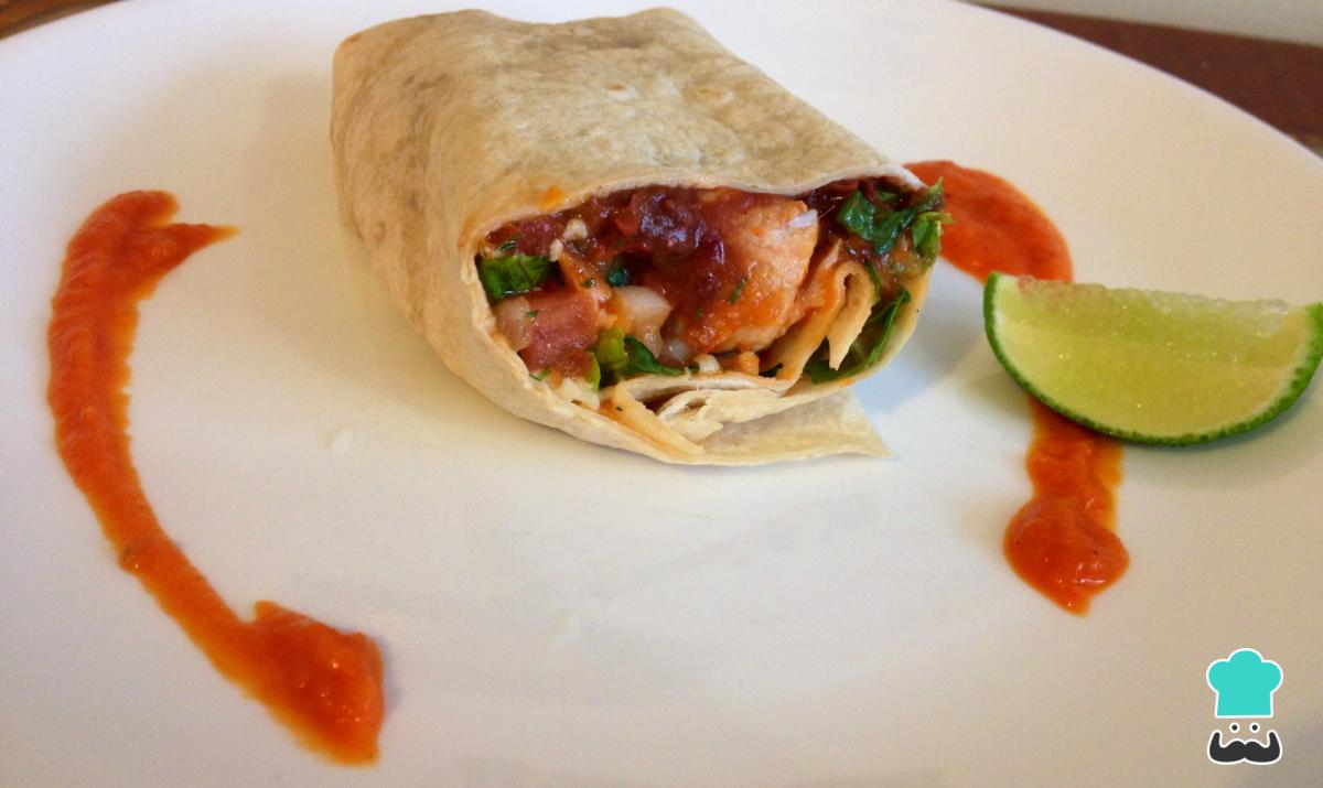 Receta de Burrito de cerdo con salsa roja ahumada
