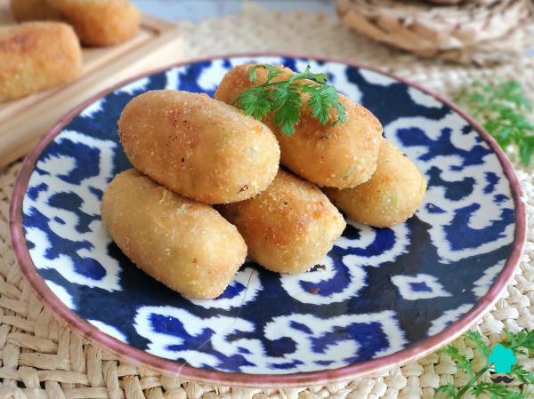 Receta de Croquetas de calabacín y queso: fáciles de preparar y muy cremosas por dentro - Paso 12