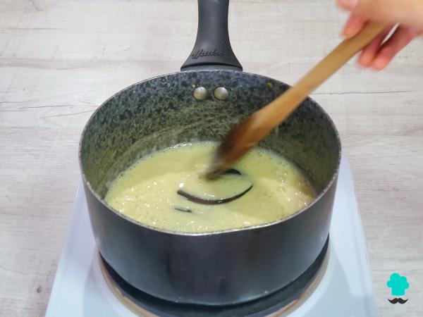 Receta de Croquetas de calabacín y queso: fáciles de preparar y muy cremosas por dentro - Paso 3