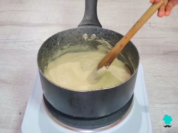 Receta de Croquetas de calabacín y queso: fáciles de preparar y muy cremosas por dentro - Paso 5