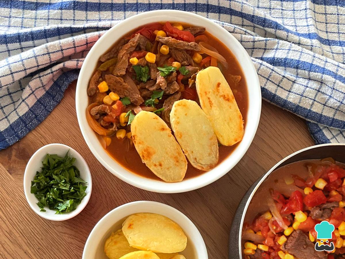 Receta de Tomaticán con papas