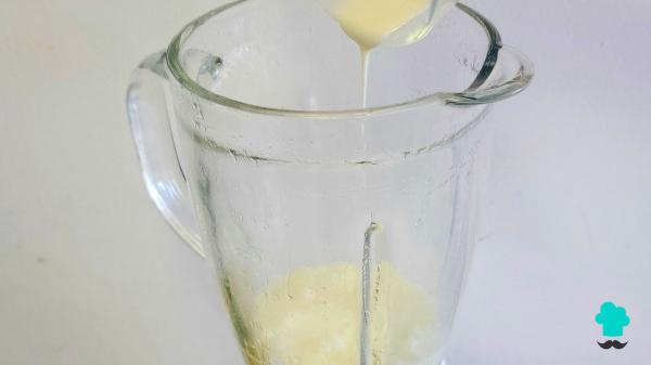 Receta de Postre de limón con 3 ingredientes sin horno: cremoso, refrescante y perfecto para cualquier ocasión - Paso 3