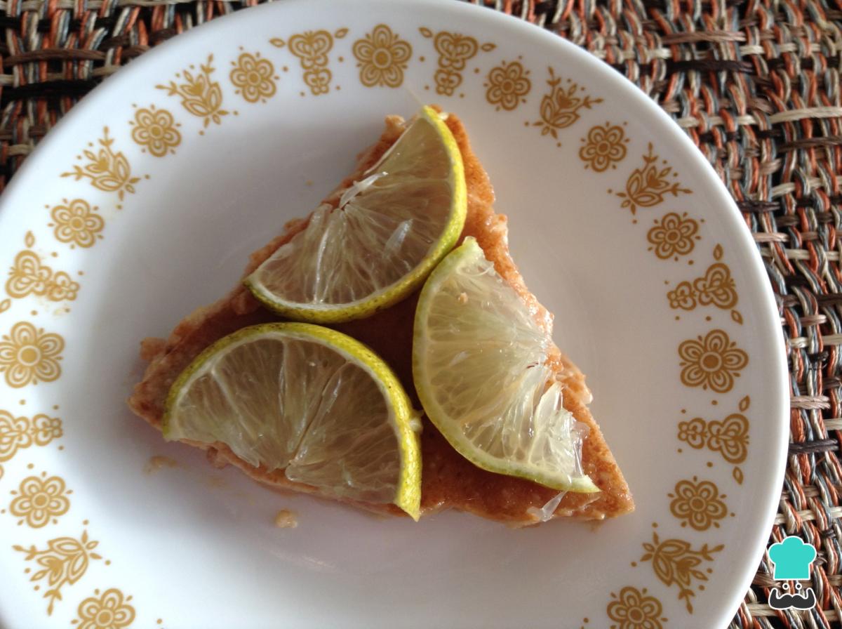 Receta de Tarta helada de limón con galletas