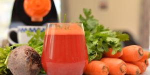 Jugo de remolacha y zanahoria