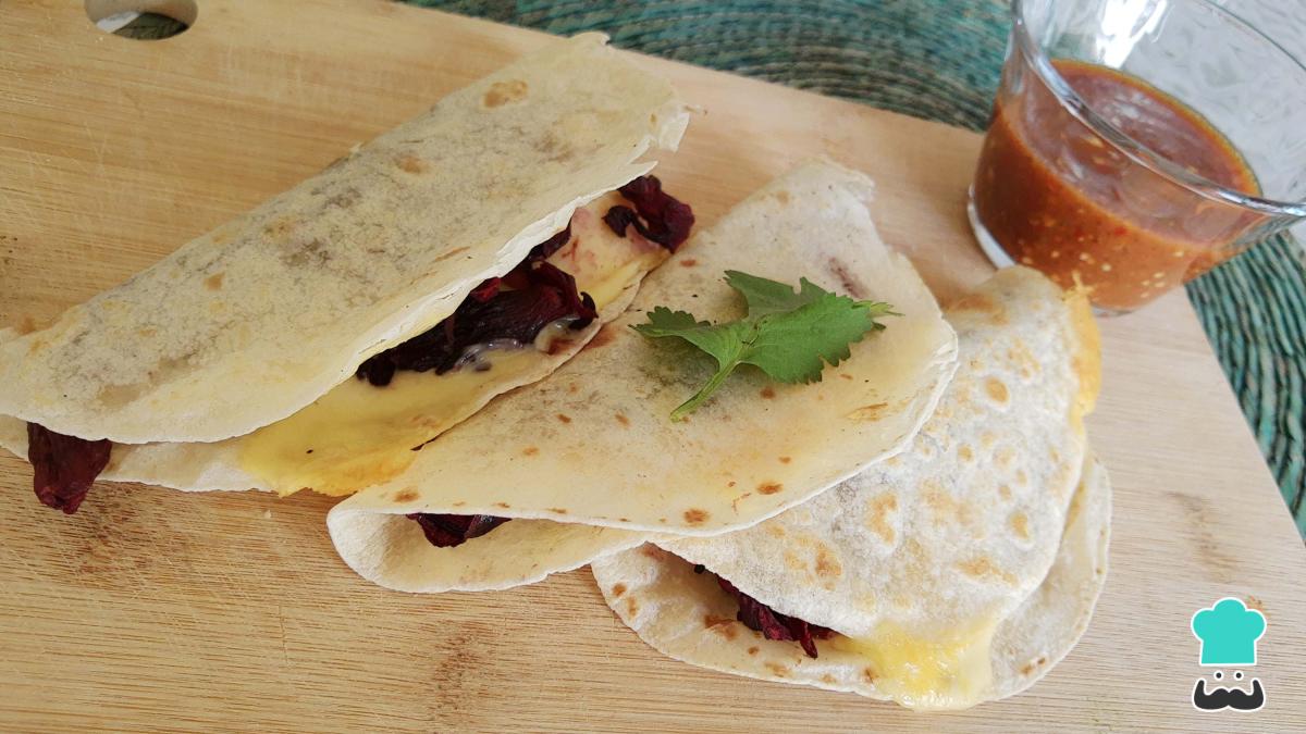 Receta de Quesadillas de flor de Jamaica