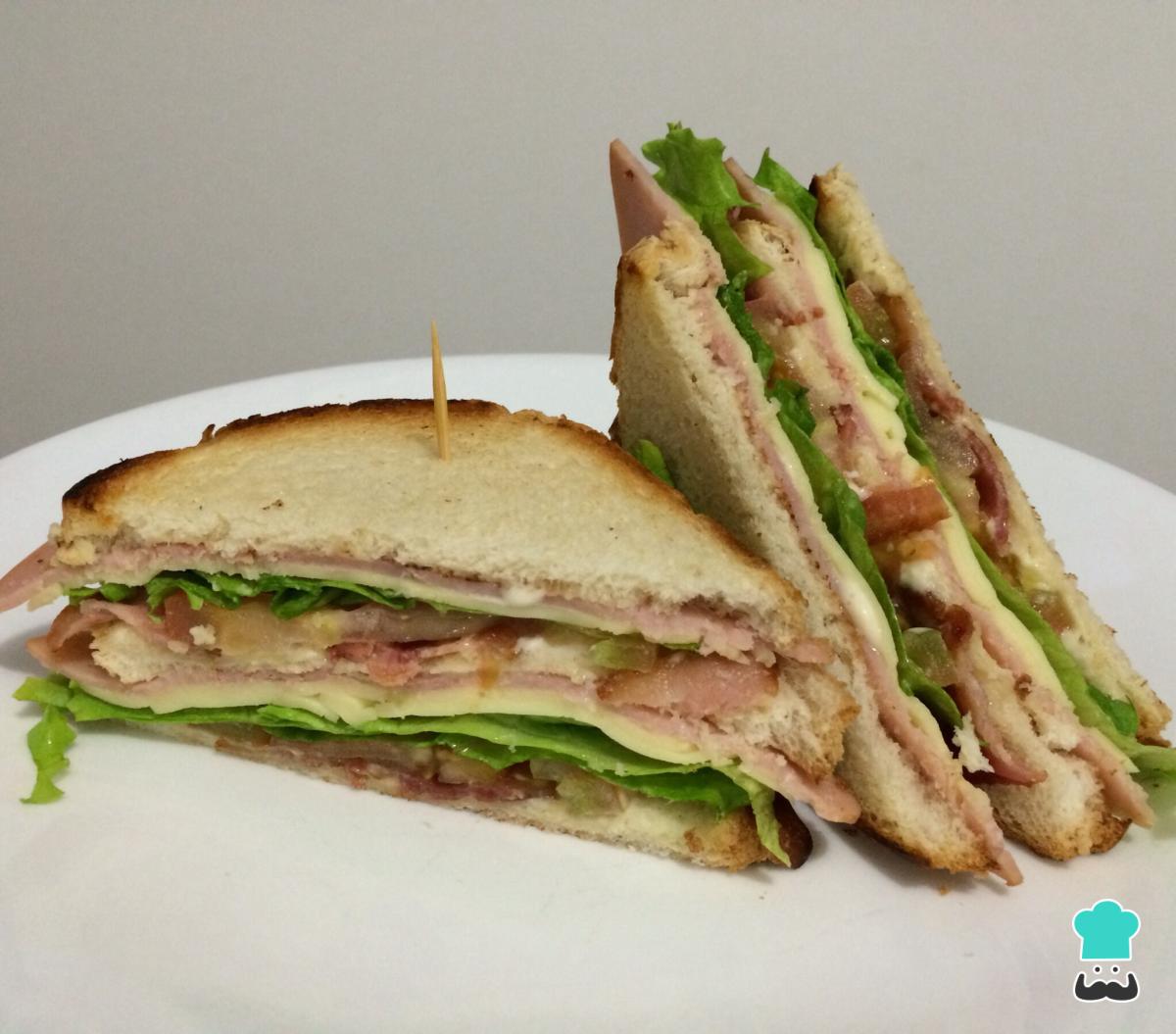 Receta de Club sándwich americano