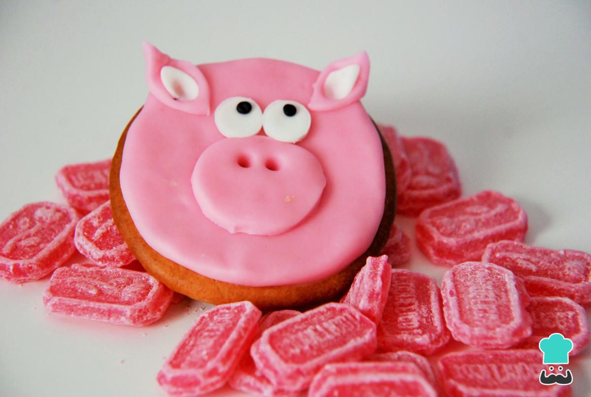 Receta de Galletas de animales con fondant: cerdito
