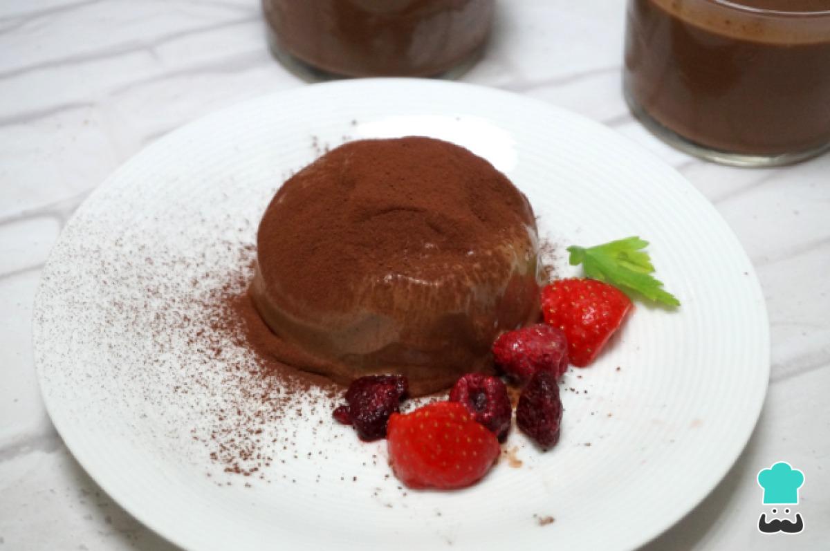 Receta de Panna cotta de chocolate negro
