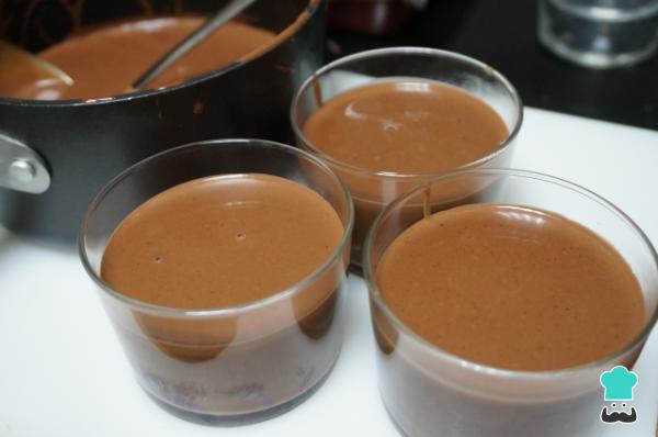 Receta de Panna cotta de chocolate negro - Paso 5