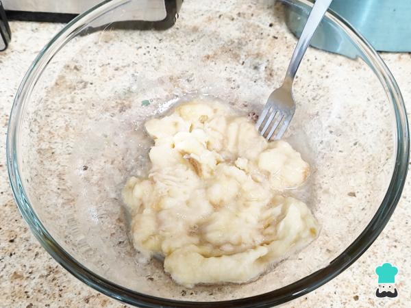 Receta de Pan o pastel de plátano con chocolate - Paso 2