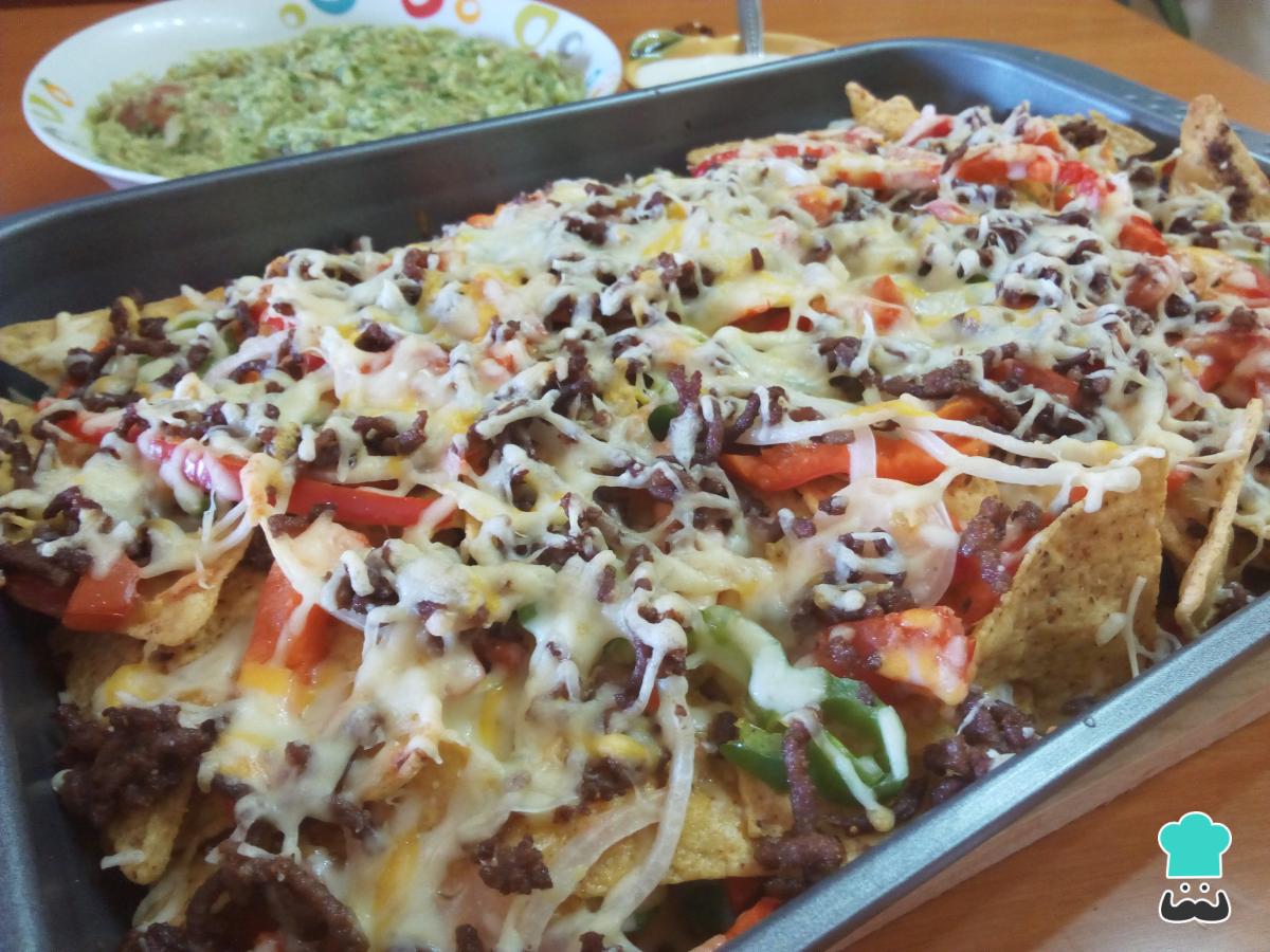 Receta de Nachos gratinados con carne
