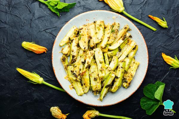 Recetas antiinflamatorias - Tiras de calabacín con cúrcuma y pimentón