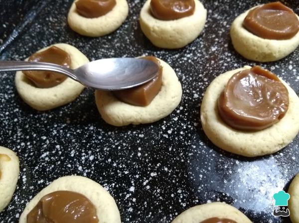 Receta de Pepas de dulce de leche - Paso 9