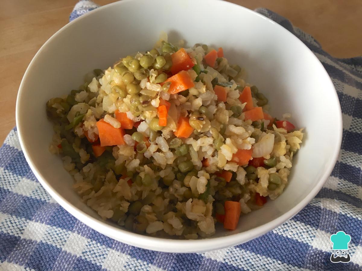 Receta de Soja verde con verduras y arroz integral