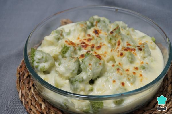 Receta de Romanescu con bechamel