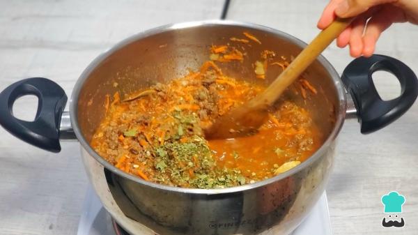 Receta de Sopa de lasaña cremosa y deliciosa que vas a querer repetir: la versión viral que reinventa la clásica italiana - Paso 4