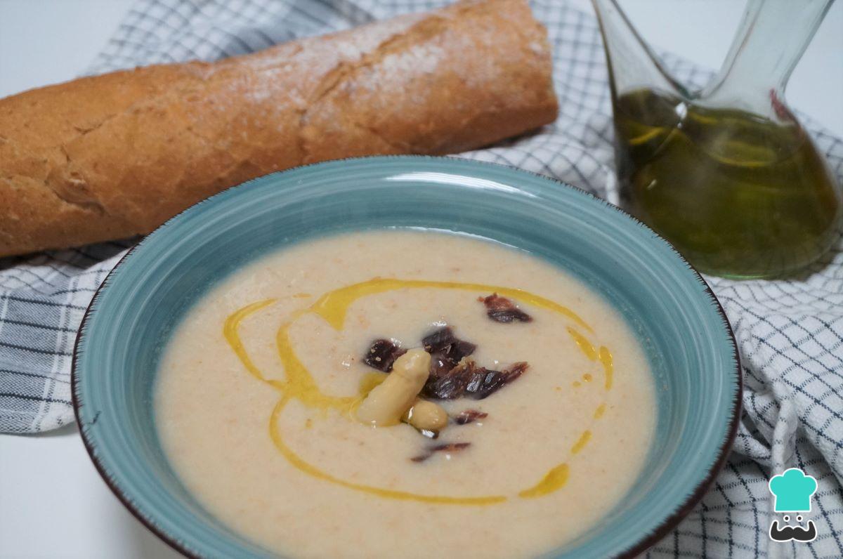 Receta de Salmorejo de espárragos