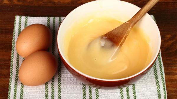 Los expertos en seguridad alimentaria lo advierten: este es el error con la mayonesa que más riesgos provoca en verano - Las claves para disfrutar de la mayonesa casera sin asumir riesgos innecesarios