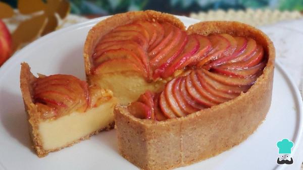 Receta de La tarta de manzana sin horno más fácil: cremosa, rápida y deliciosa - Paso 11