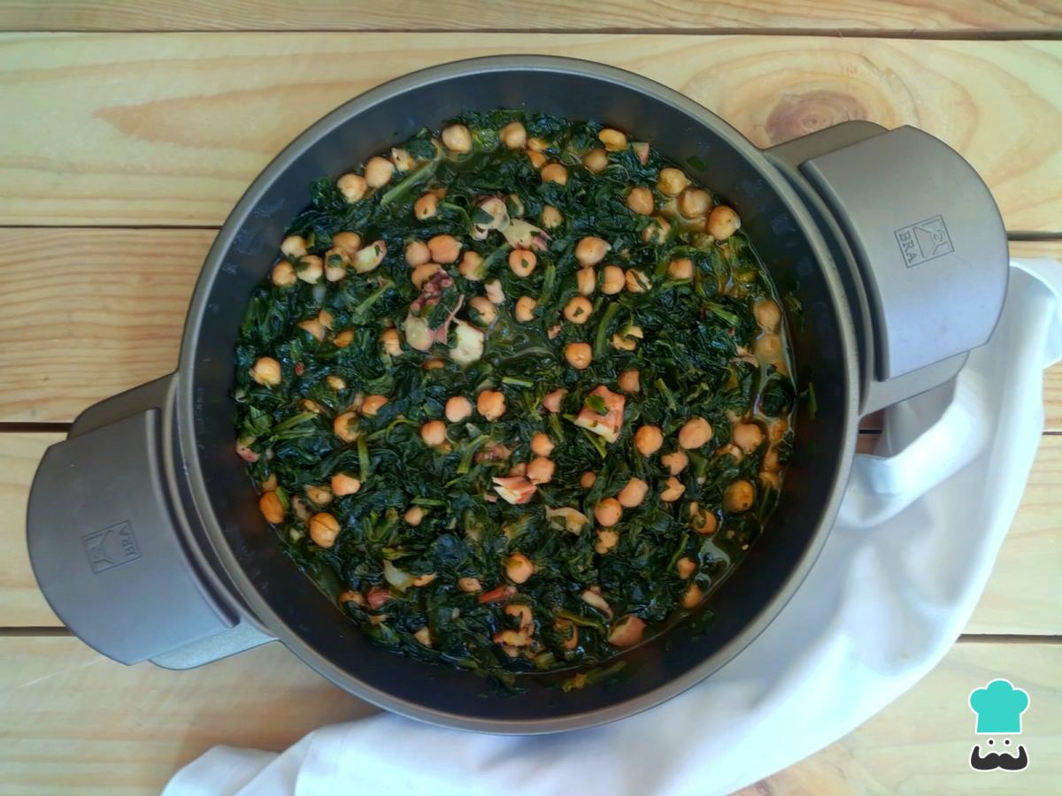Receta de Guiso de garbanzos con espinacas y pulpo