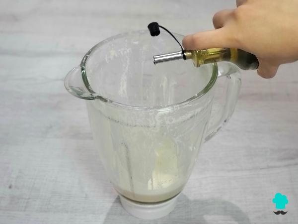 Receta de Ajoblanco de la abuela: el plato andaluz que siempre triunfa en verano y se prepara en solo unos minutos - Paso 6