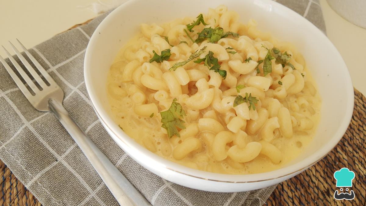 Receta de Sopa de coditos con queso