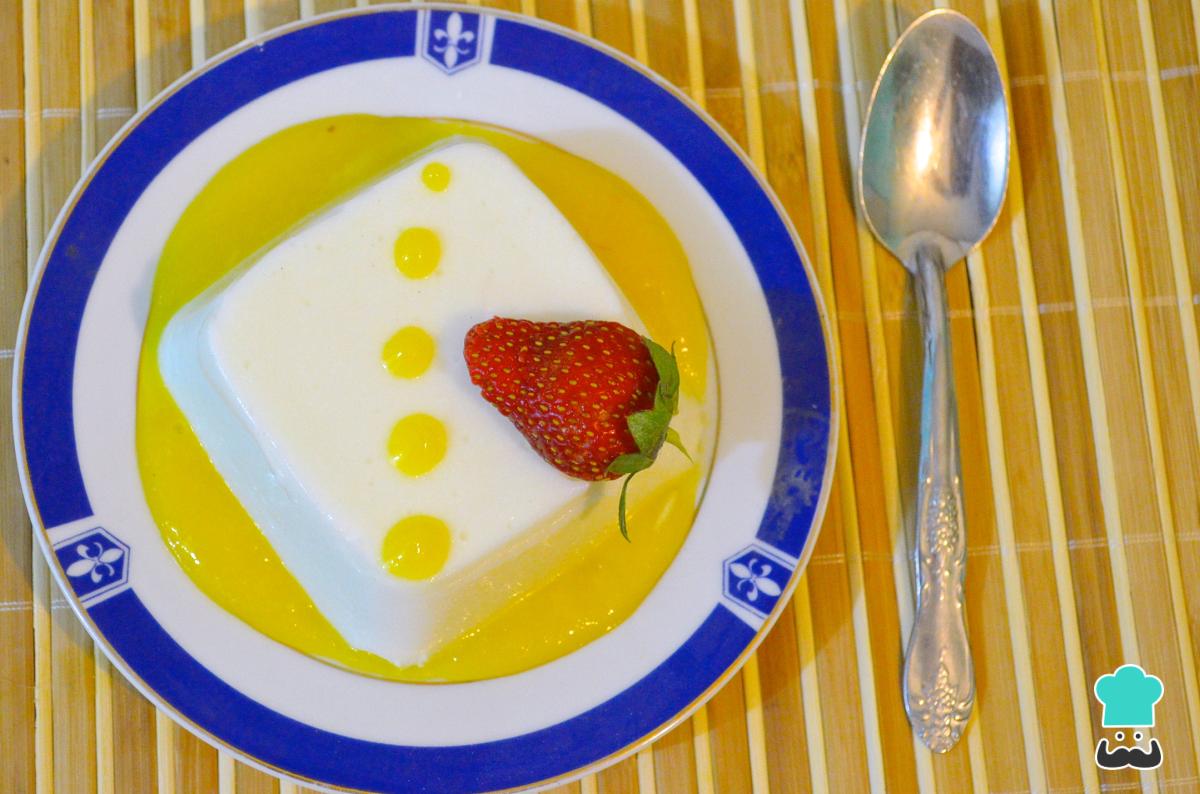 Receta de Gelatina de yogur con mango