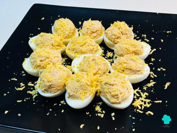 Receta de Huevos rellenos de atún y mayonesa: fáciles, jugosos y perfectos para los días de más calor - Paso 8