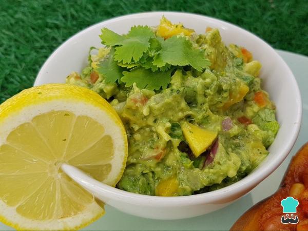 Receta de Guacamole con mango