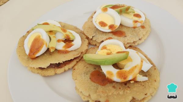 Receta de Panuchos de huevo