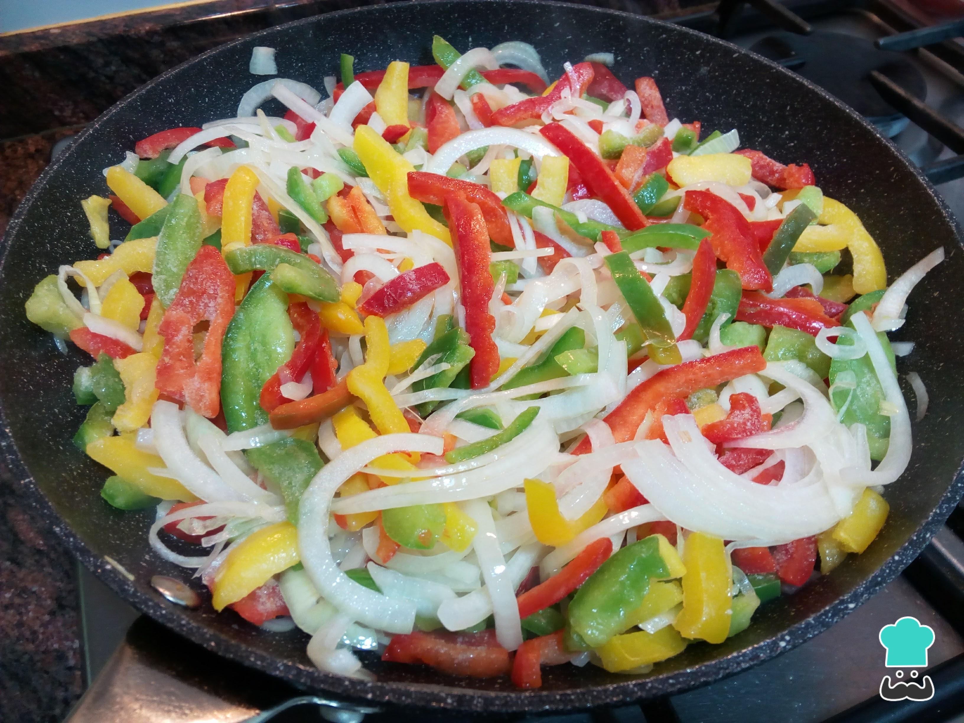 Fajitas de pollo y queso Fácil