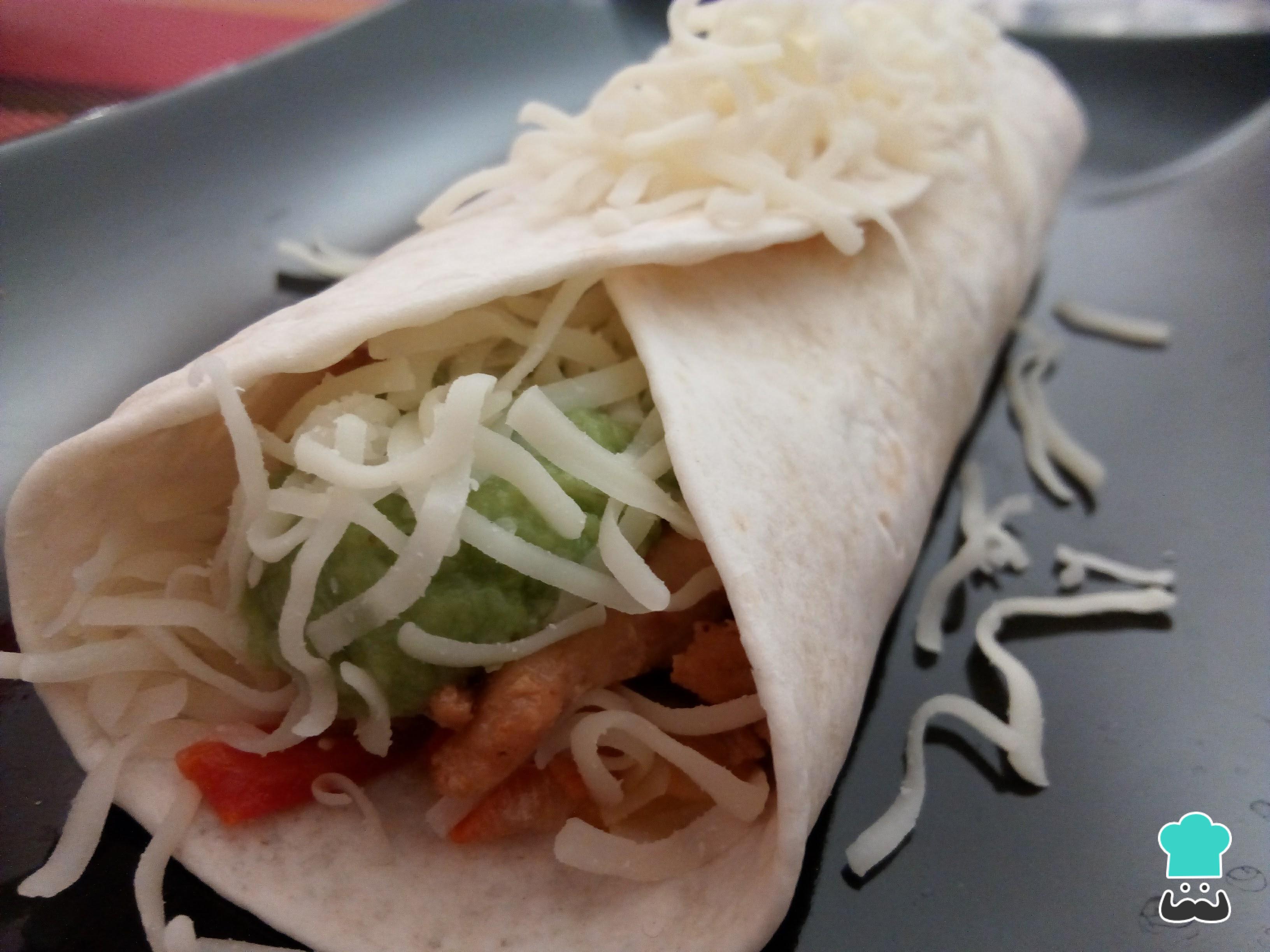 Fajitas de pollo y queso Fácil