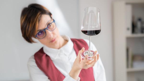 Si tu vino se ha picado, no lo tires todavía: estas son tus opciones para no desperdiciarlo