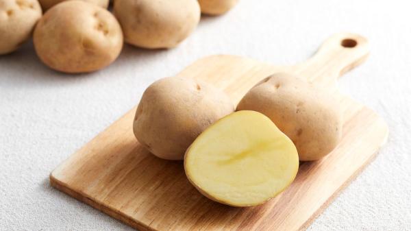 Armando Esquivel, el profesor que se hizo viral cocinando patatas de 100 formas: “Las papas a lo pobre son una receta humilde pero con un sabor espectacular” - 100 formas de cocinar un ingrediente básico como la patata