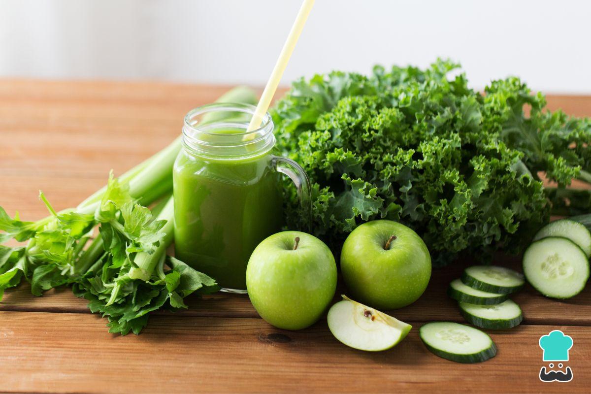 Jugo de apio y manzana