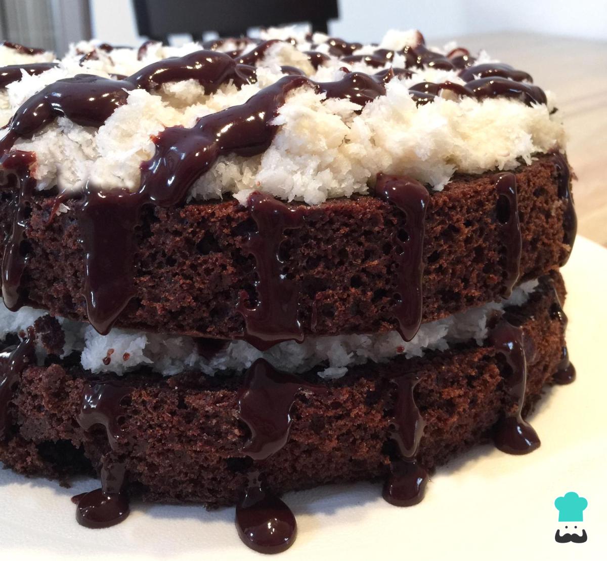 Receta de Bizcocho de chocolate y coco rallado