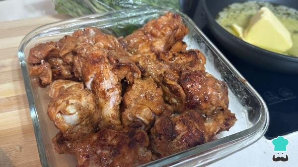 Receta de Muslitos de pollo al ajillo: la receta casera que siempre queda jugosa - Paso 3