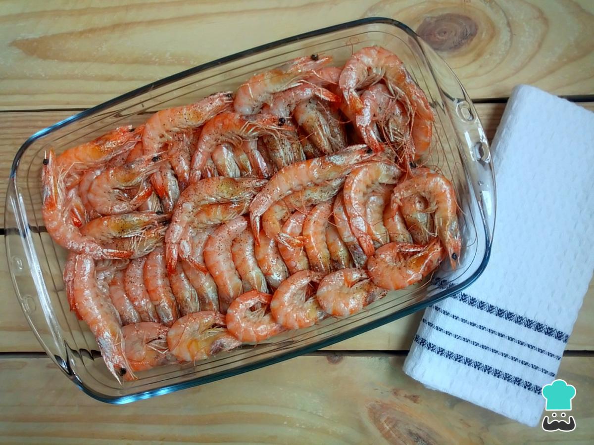 Receta de Langostinos al horno con vino blanco